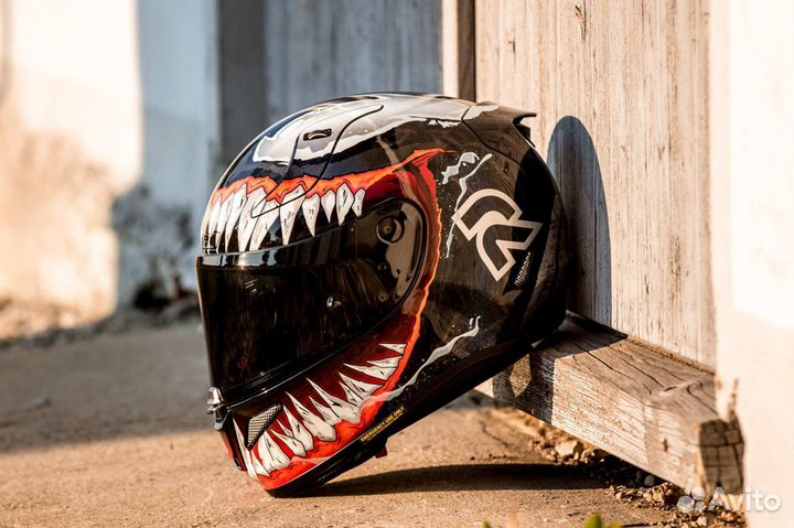 Мотошлем HJC rpha 11 Venom II Marvel