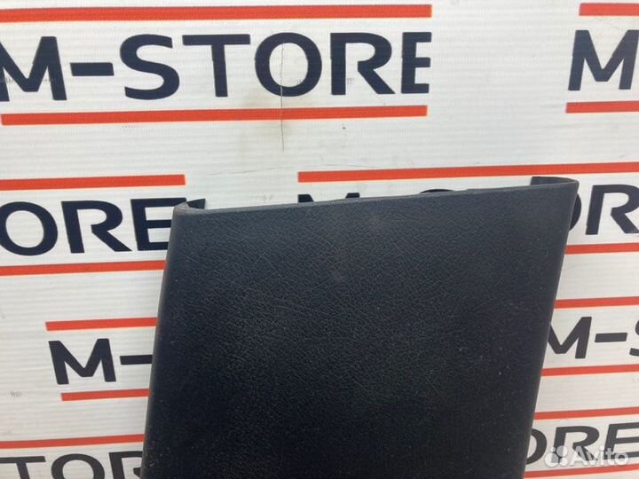 Обшивка стойки правая Audi A6 C6/4F BDW 2005