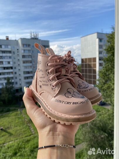 Ботинки для девочки осенние 24 р