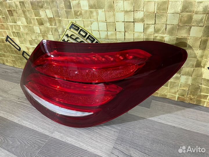 Фонарь задний правый W213 Mercedes 16-20г