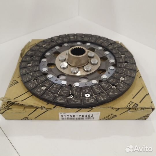Диск сцепления Toyota 31250-20353