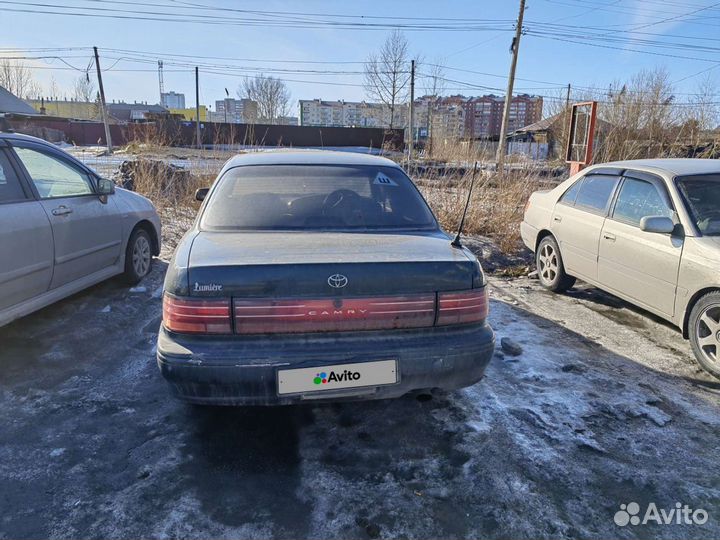 Toyota Camry, 1993
