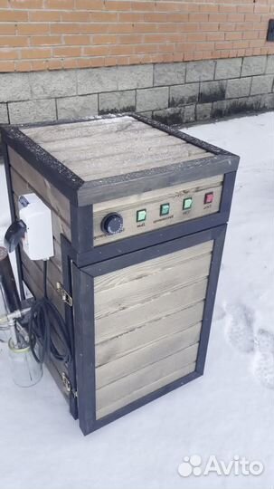 Компактная коптильня с функцией вяления