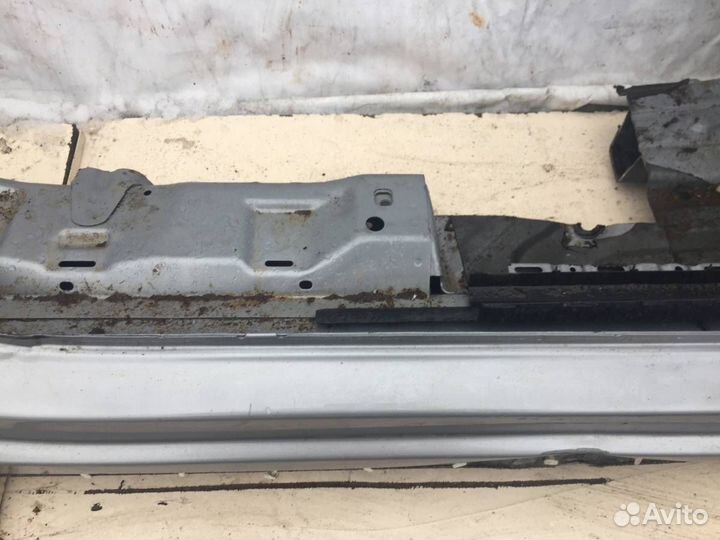 Порог со стойкой правый Volkswagen Tiguan