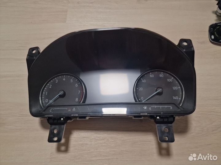 Приборная панель Ford Explorer VI 2020 u625