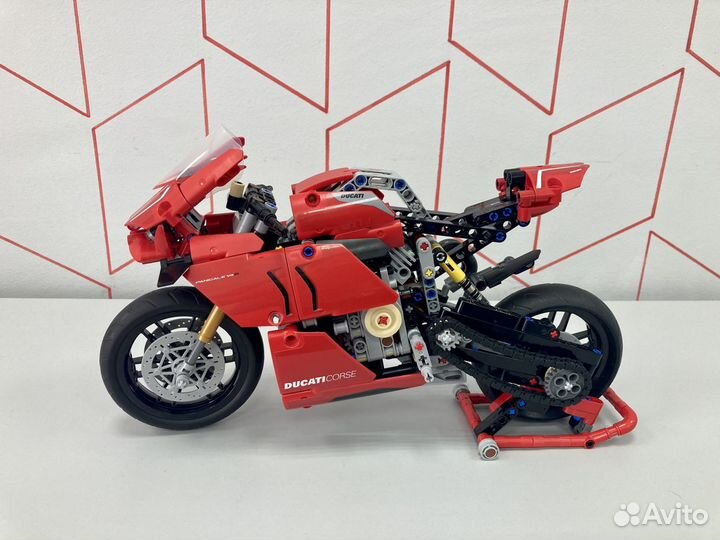 10 мотоциклов Lego Technic
