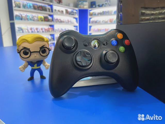 Xbox 360 Слим, в отличном состоянии,на гарантии