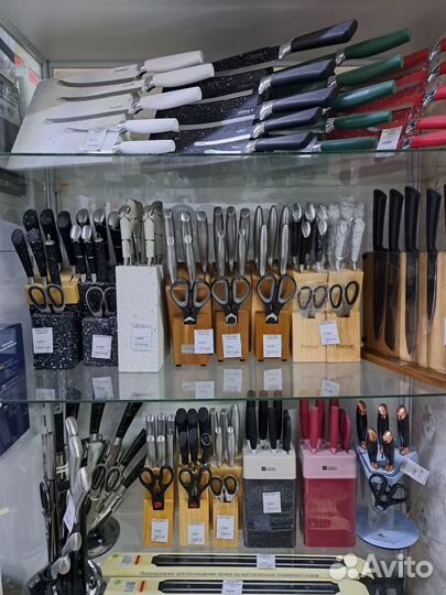 Набор кухонных ножей с подставкой