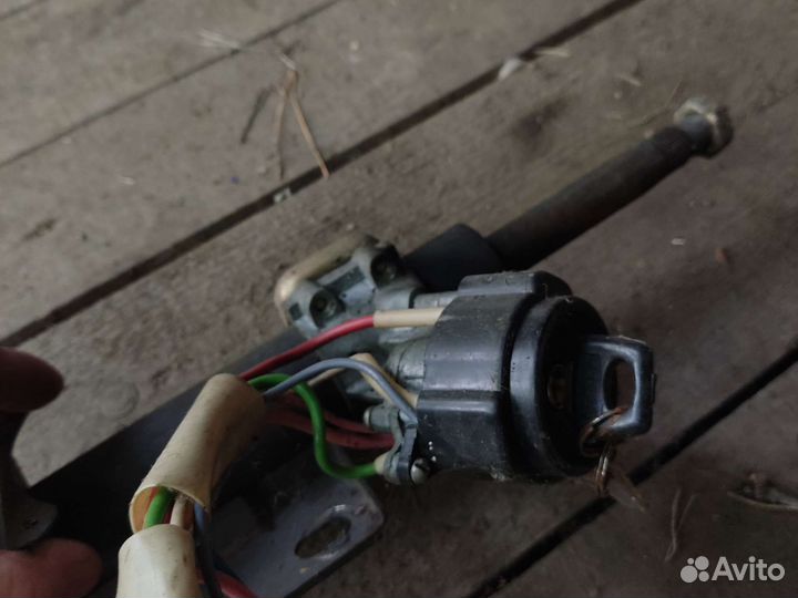 Замок зажигания с рулевой колонкой на оку