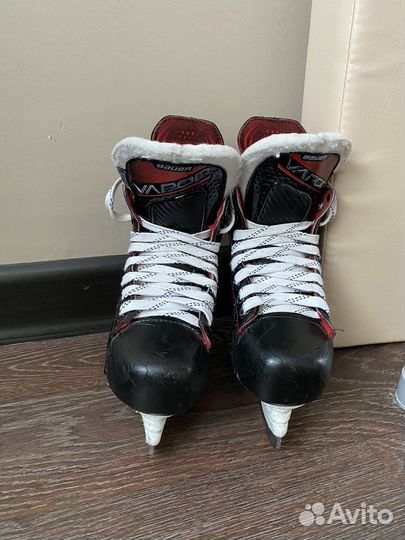 Хоккейные коньки bauer