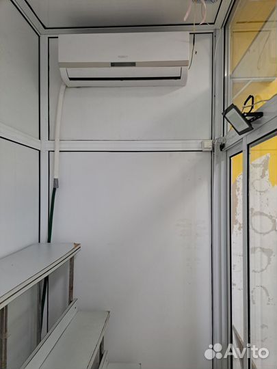 Холодильник для цветов