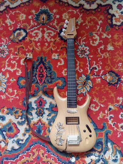 Детская гитара