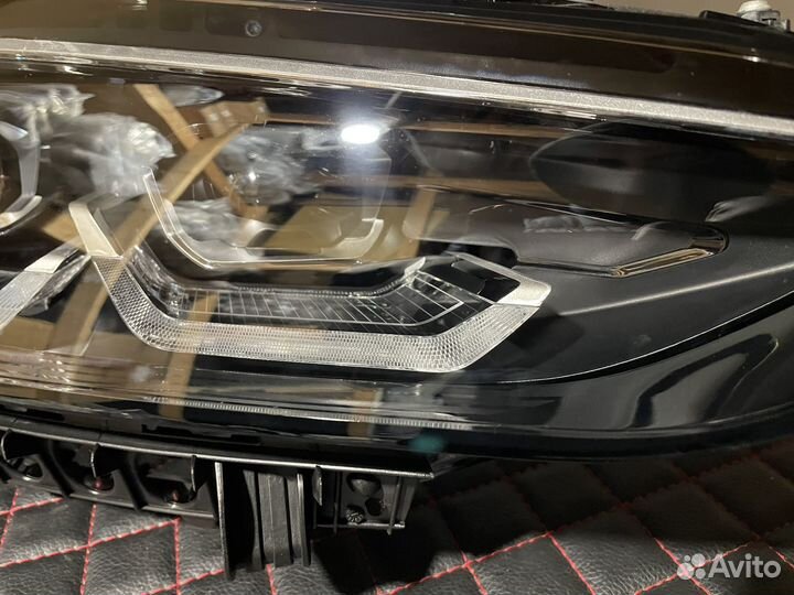 Фара правая на BMW G22 LED