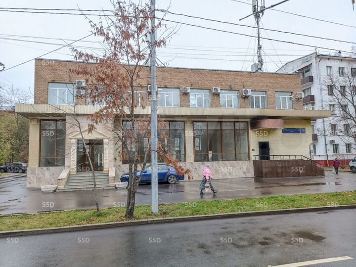 Сдам торговое помещение, 257 м²