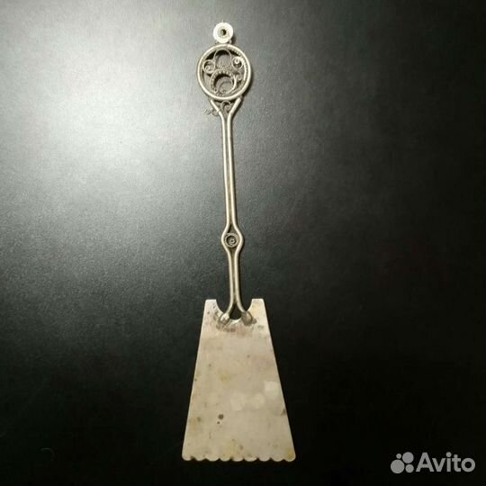 Старинная лопатка для торта