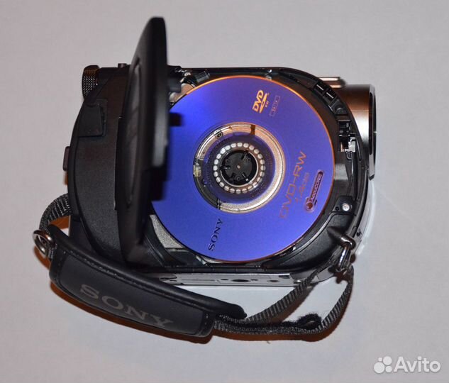 Видеокамера Sony Handycam DCR-DVD108