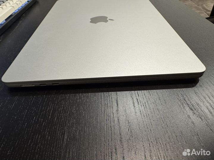 Macbook air 15 m2 256