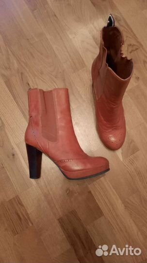 Полусапожки Tommy Hilfiger 39