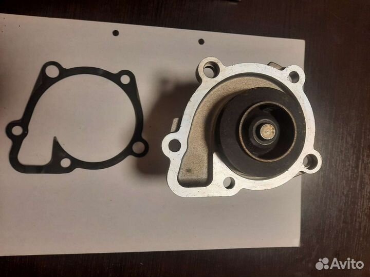 Водяной насос (помпа)