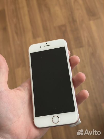 iPhone 6S, 64 ГБ