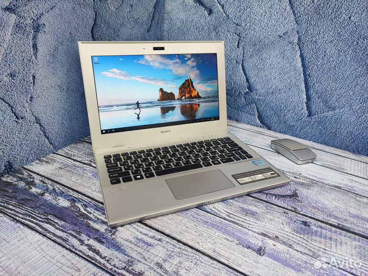 Ультрабук Sony Vaio i3 3217U/6Gb/SSD