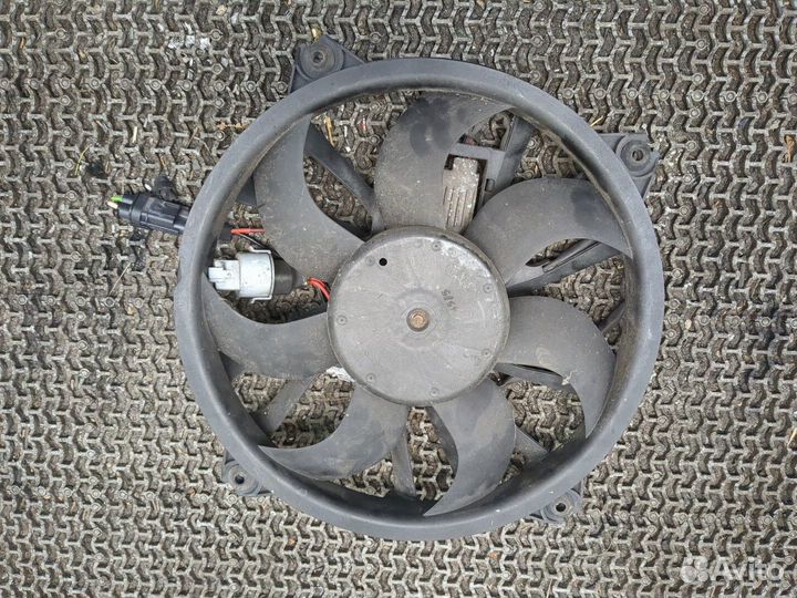 Вентилятор радиатора Citroen C5, 2005