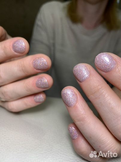 Маникюр с покрытием гель-лаком