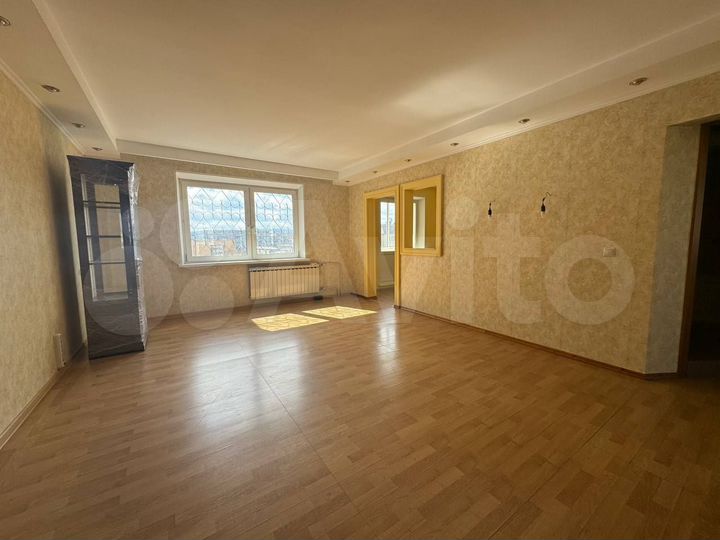 4-к. квартира, 89,3 м², 10/10 эт.