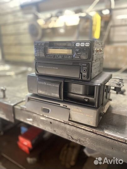 Акустическая и навигационная система Toyota