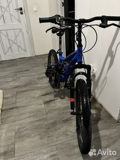 Велосипед горный подростковый