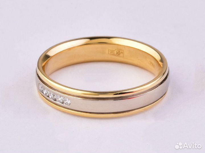 Кольцо Золото с бриллиантами