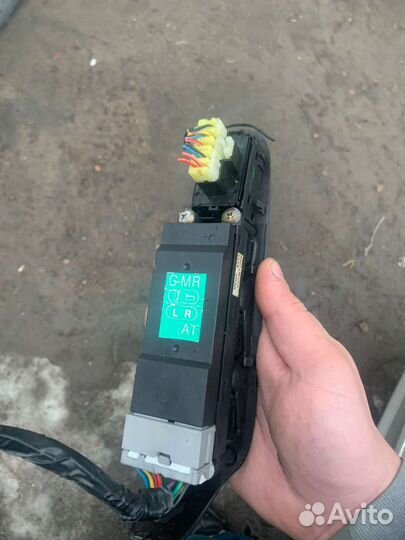 Кнопки стеклоподъемника Subaru Legacy правый руль