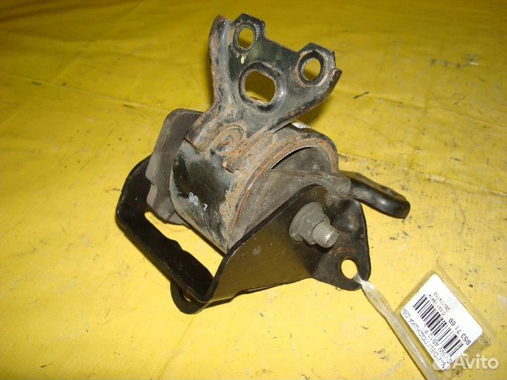 Подушка двс Mitsubishi Delica d5 CV5W (Переднее Левое)