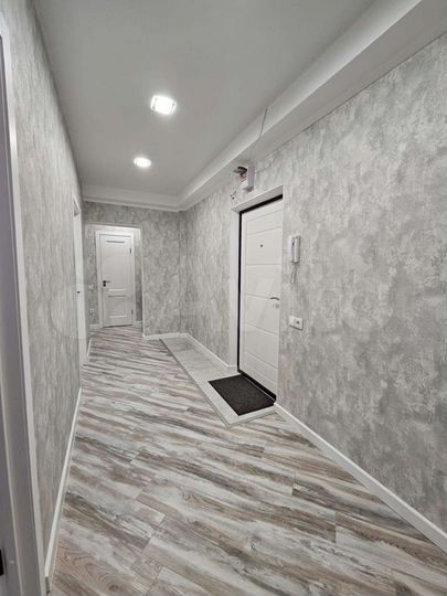 2-к. квартира, 64 м², 10/15 эт.