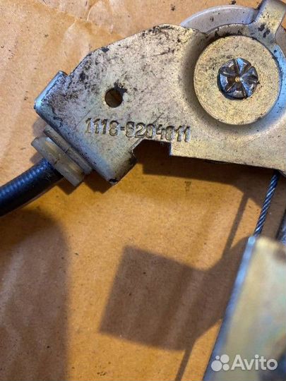 Стеклоподъемник механический задний левый