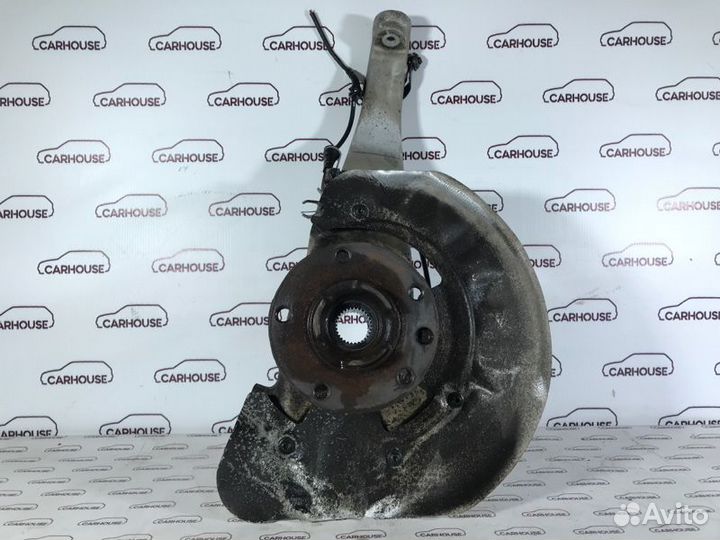 Кулак поворотный передний правый Volkswagen