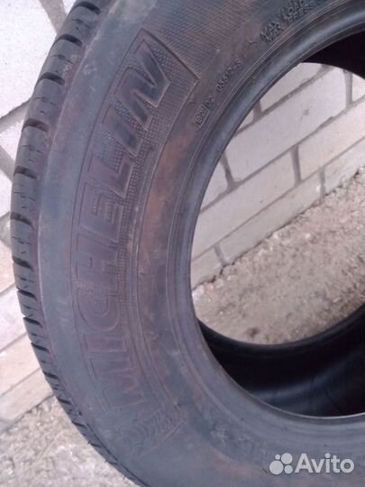 Michelin X Energy 215/65 R15 96T