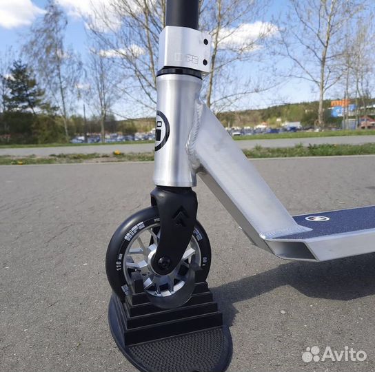 Трюковый самокат