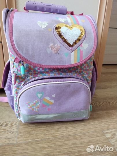 Школьный рюкзак