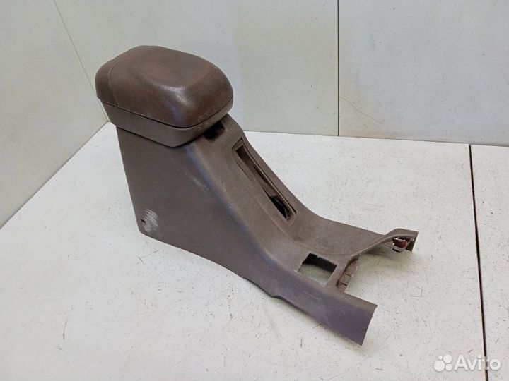 Подлокотник Kia Sportage 1 2.0 1999