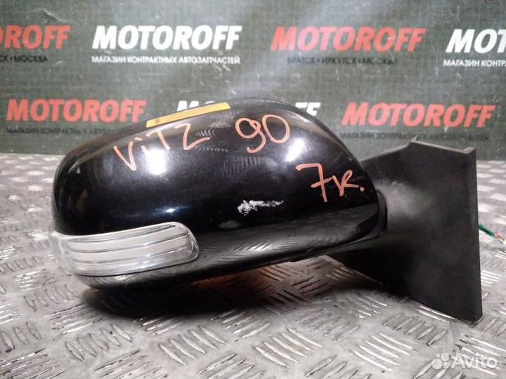 Зеркало правое Тойота Витц KSP90 А200