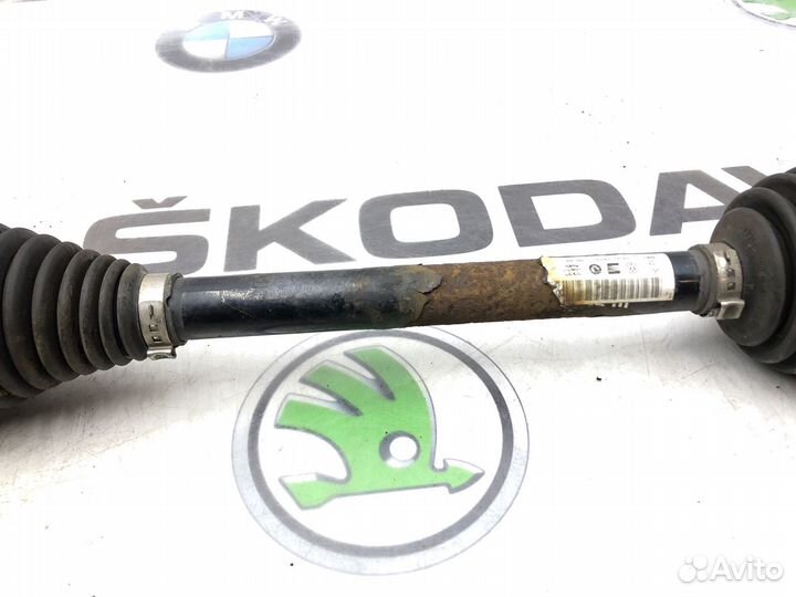 Привод МКПП передний левый Skoda Octavia A5 (1Z)