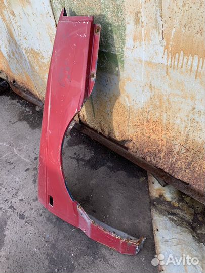 Крыло правое vw Passat B3