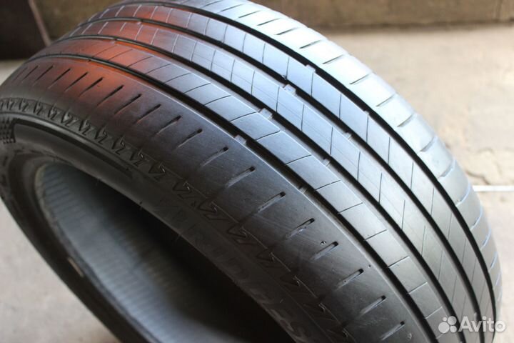 Bridgestone Turanza T005 245/45 R19 102Y