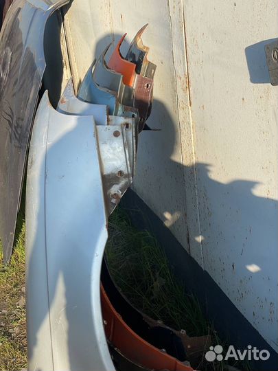 Переднее левое крыло от daewoo nexia 1 2