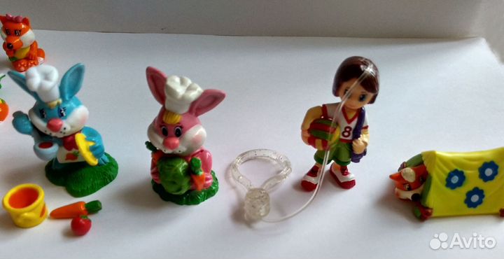 Солнечная Лужайка, Космические обезьяны, Винни Пух