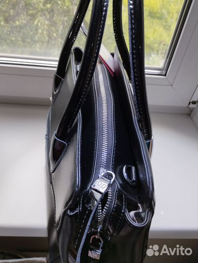 Сумка новая натуральная кожа (лак) стразы