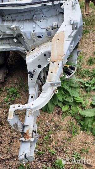 Левый передний лонжеронИнфинити QX70