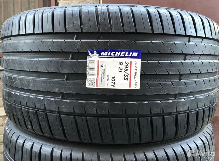 Michelin Pilot Sport 4 S 295/35 R21