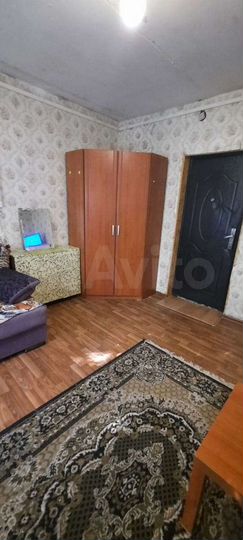 Комната 14 м² в 6-к., 1/5 эт.